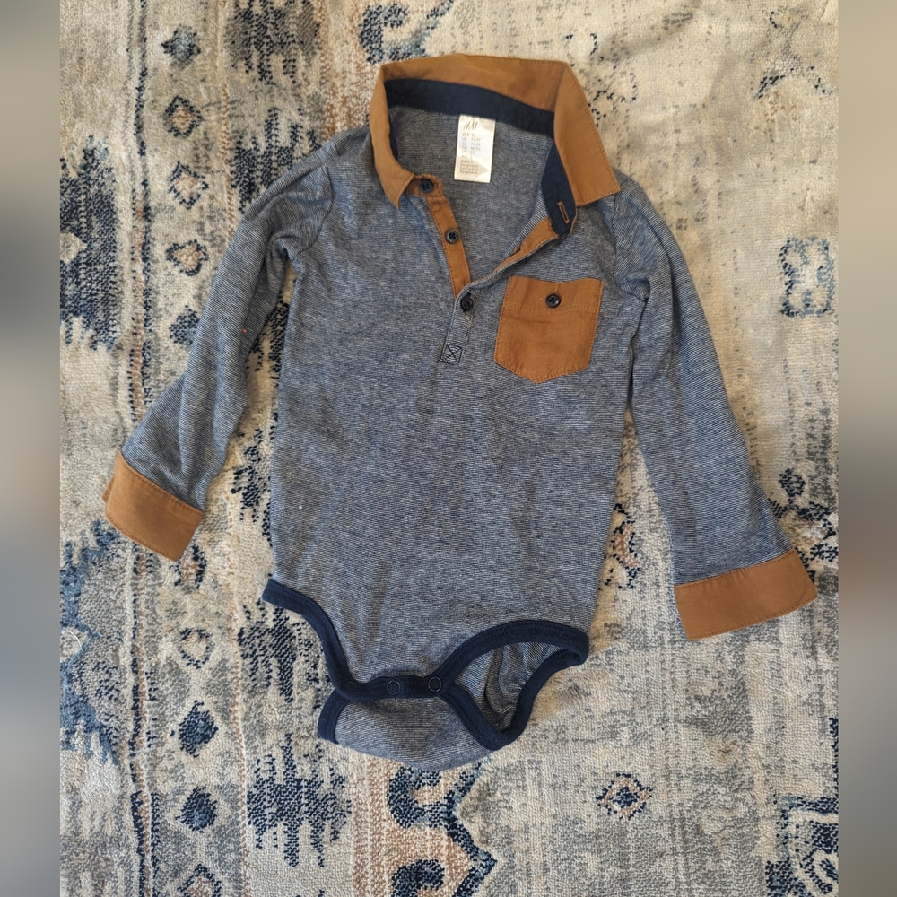 H&M Navy and Mustard Onesie 1.5 to 2 years
